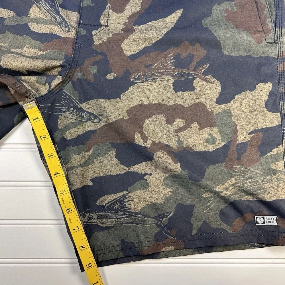 Salty Crew Utility Boardshorts Mens 34 (Fit 35) Flying Fish Camo Stretch Utility - Picture 11 of 15